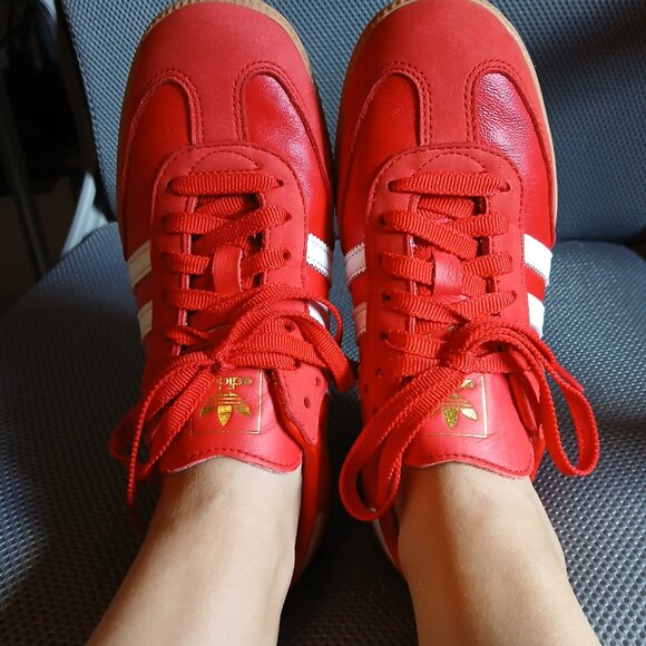 Adidas Samba OG Women Sneakers 8 (Tag is 7.5) Red w/Bonus Pair of Loved Gazelles - Picture 3 of 14